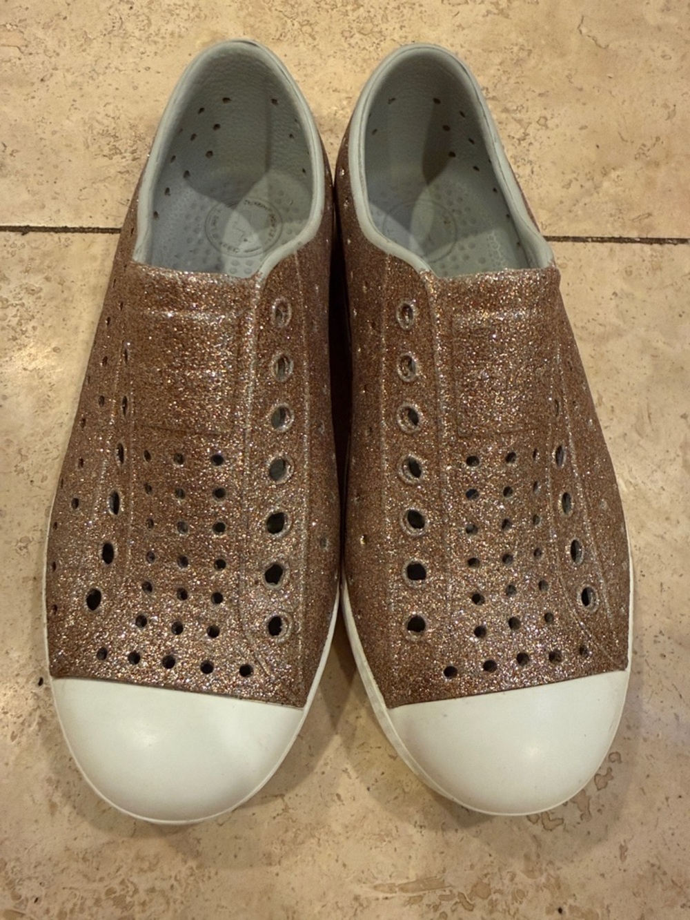 Native size 12 Glitter Gold